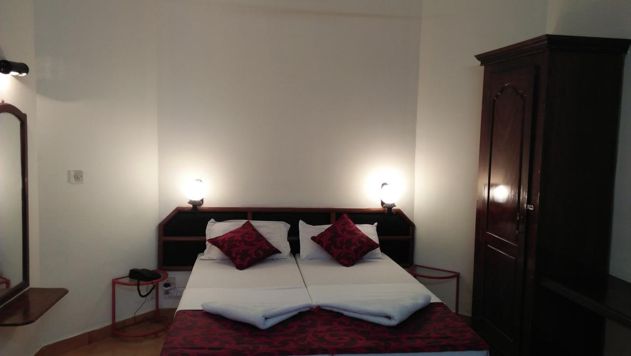 Hotel Thushara Kovalam Zewnętrze zdjęcie